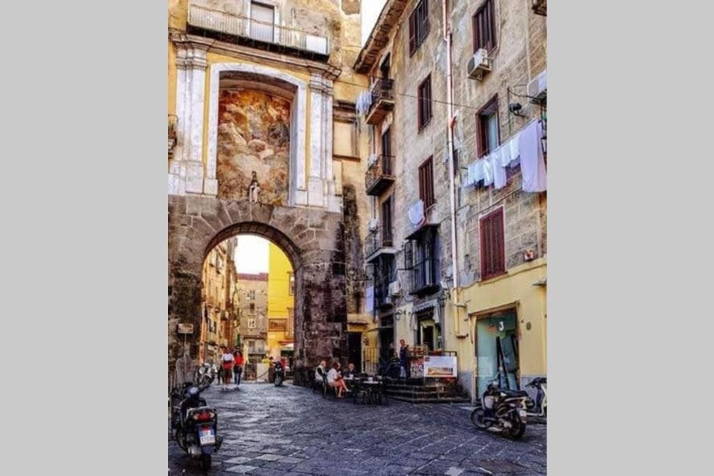 Napoli Centro Storico Un Passo Da San Gennaro Leilighet Eksteriør bilde